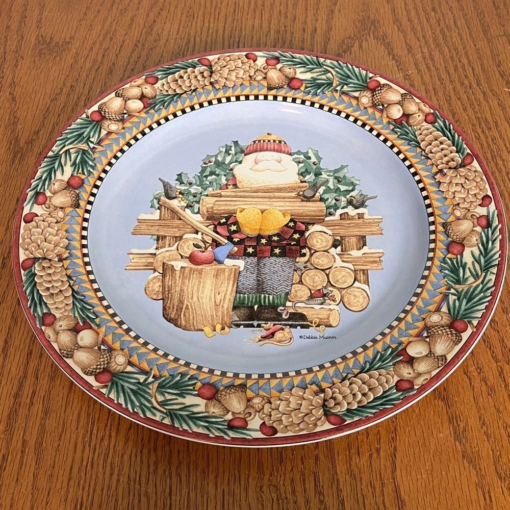Sakura WOODLAND SANTA 12.5" Chop Plate Round Platter Christmas 1998 Debbie Mumm